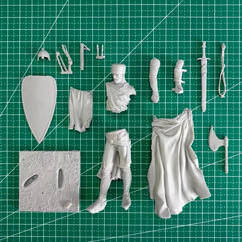 1/20 Medieval Knight Hospitaller, Resin Model Figure Kit, Unassembled and Unpainted