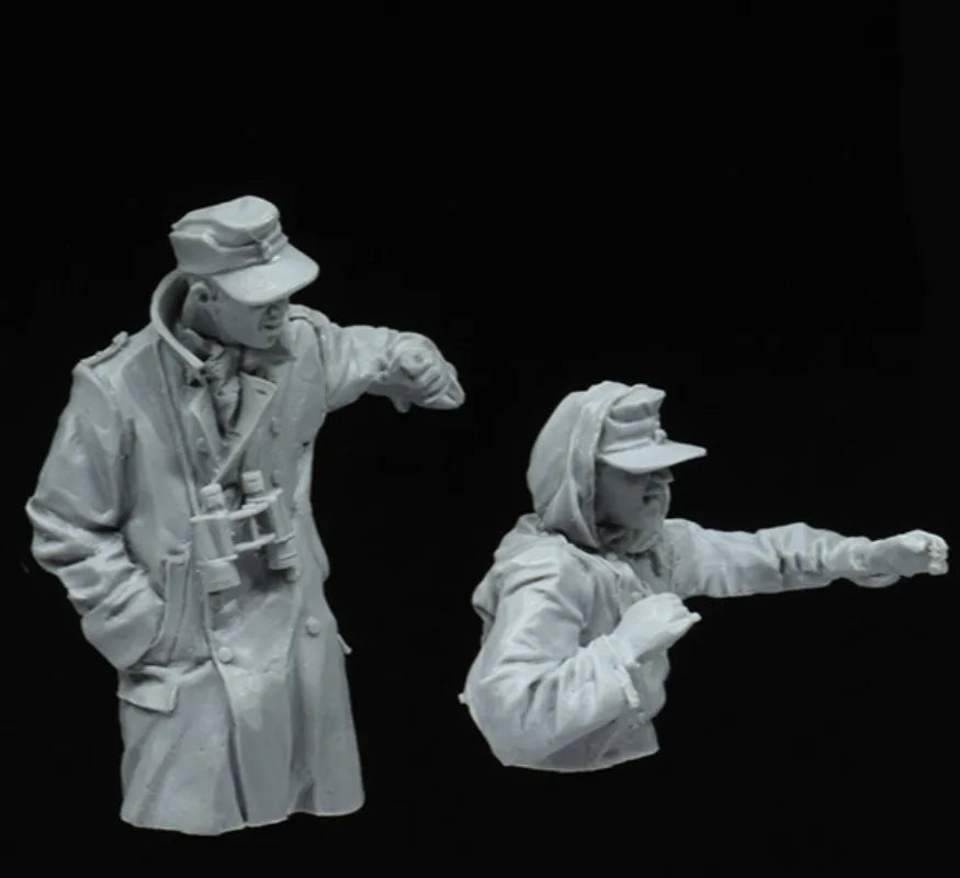 1/35 WWII German Hetzer Crew in Winter Coats, 4 Figures, Resin Model Figure Kit, Unassembled and Unpainted