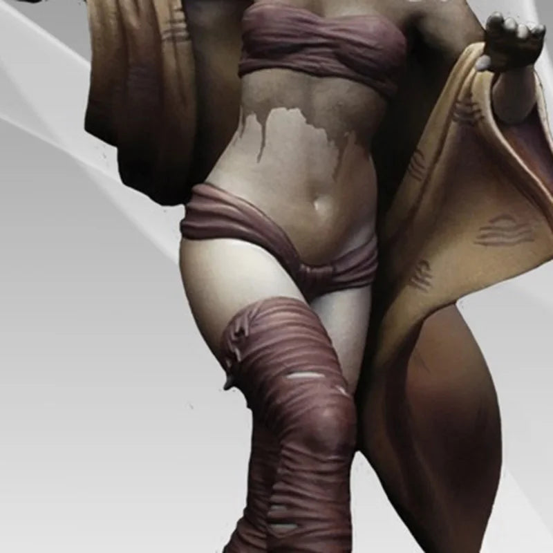 1/24 Female Warrior with Spear and Shield, Resin Model Figure Kit, Unassembled and Unpainted