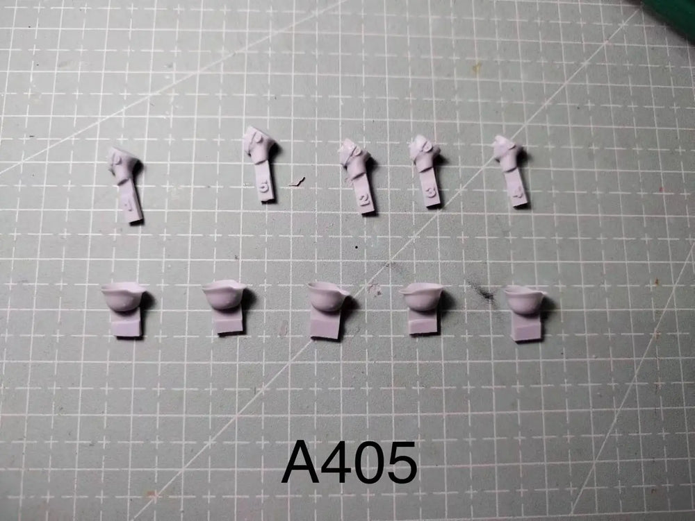1/35 WWI Soldier Heads with Headgear, 5 Figures, Resin Model Figure Kit, Unassembled and Unpainted