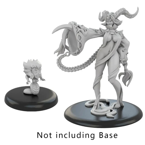 High Priestess Zineda, 2 Figures, Resin Model Figure Kit, Fantasy Theme, Unassembled and Unpainted