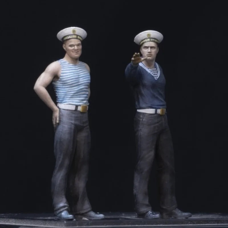 1/35 WWII Soviet Navy Sailors, 2 Figures, Resin Model Figure Kit, Unassembled and Unpainted