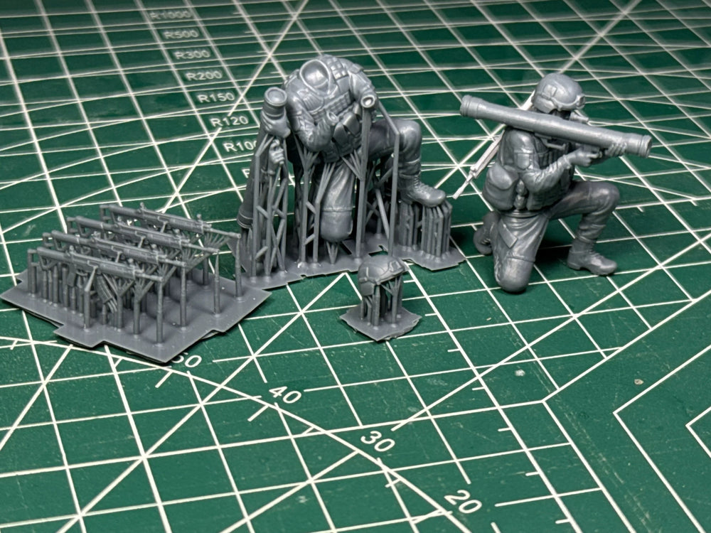 1/35 Modern Soldier Reconnaissance, Resin Model Figure Kit, Unassembled and Unpainted