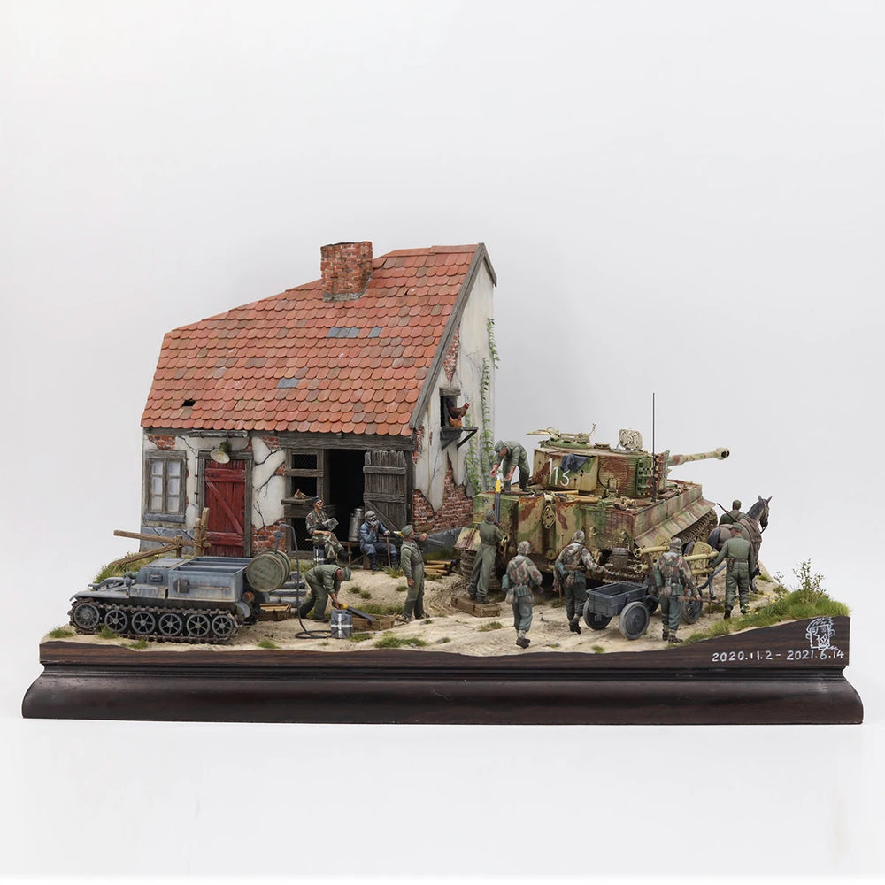 1/35 WWII German Occupation Cottage, 18 Figures, Resin Model Diorama Kit, Unassembled and Unpainted
