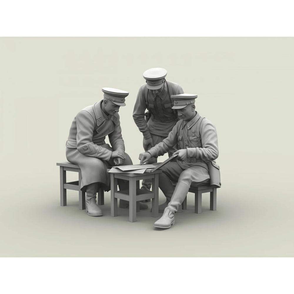 1/35 Cold War Red Army Generals Meeting, 3 Figures, Resin Model Figure Kit, Unassembled and Unpainted