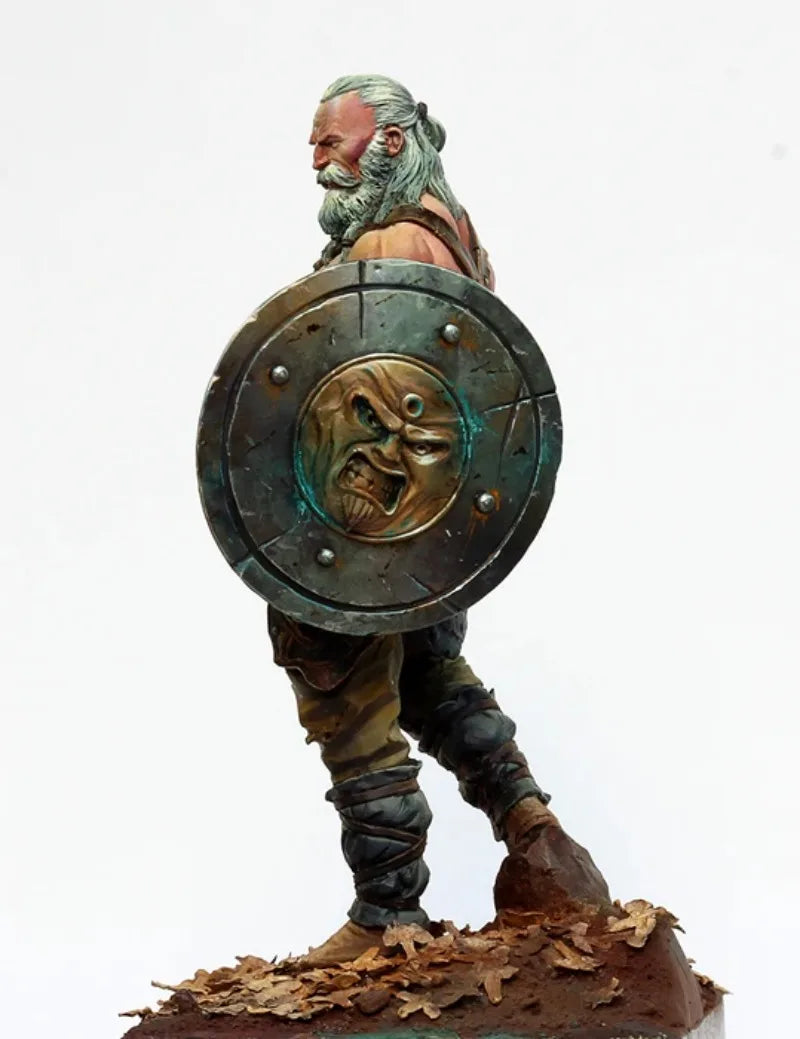 1/24 Bearded Barbarian with Round Shield and Axe, Resin Model Figure Kit, Fantasy Theme, Unassembled and Unpainted