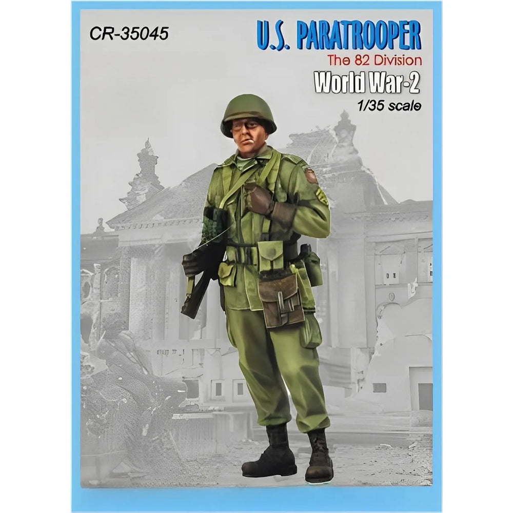 1/35 WWII US Airborne Soldier Standing with Backpack, Resin Model Figure Kit, Unassembled and Unpainted