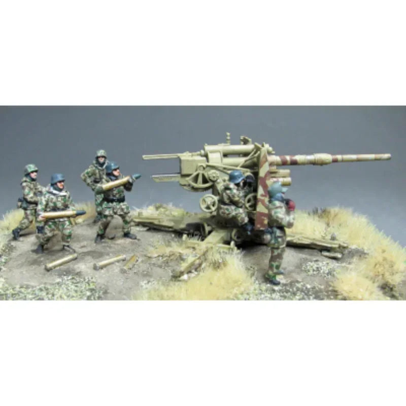 1/72 WWII German Flak 36 Anti-Aircraft Crew, 5 Figures, Resin Model Diorama Kit, Unassembled and Unpainted