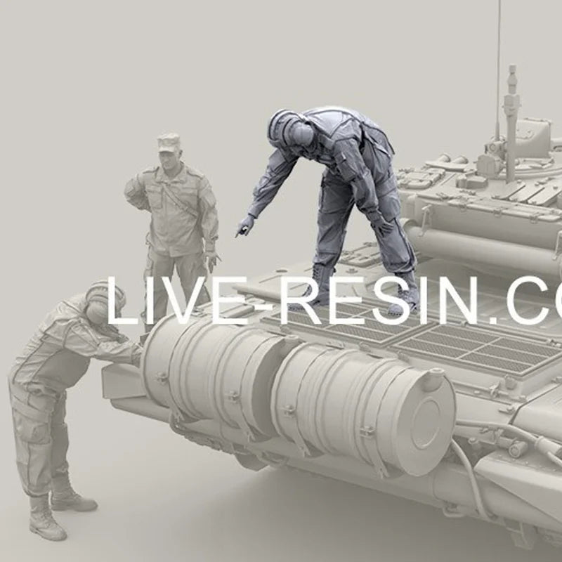 1/35 Modern Russian Artilleryman Operating Howitzer, Resin Model Figure Kit, Unassembled and Unpainted