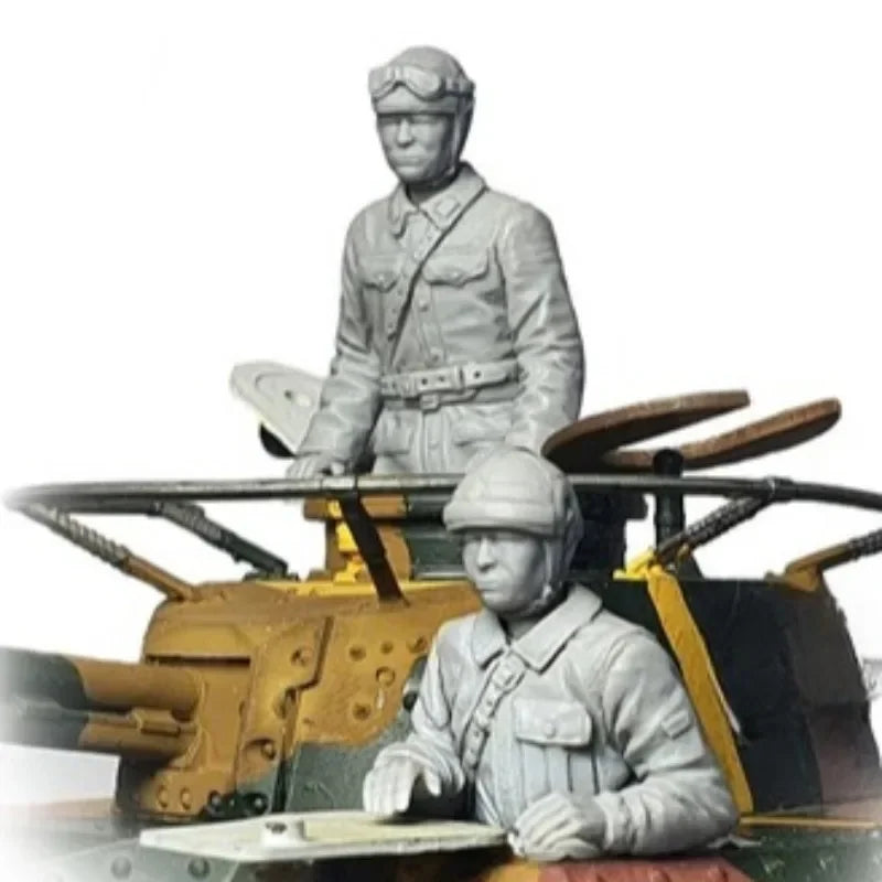 1/35 WWII German Tank Crew AA Gun, 2 Figures, Resin Model Figure Kit, Unassembled and Unpainted