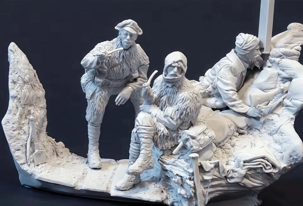 1/35 WWI Soldiers in Trench, 3 Figures, Resin Model Diorama Kit, Unassembled and Unpainted