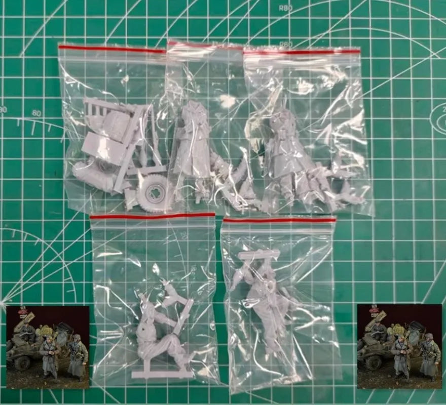 1/35 WWII Winter Soldier Set, 4 Figures, Resin Model Figure Kit, Unassembled and Unpainted