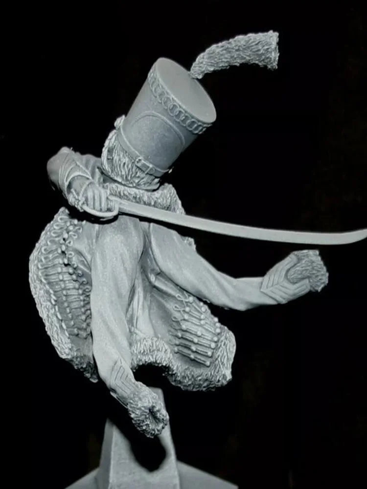 1/10 Napoleonic French Hussar Officer with Raised Sword, Resin Model Bust Kit, Unassembled and Unpainted