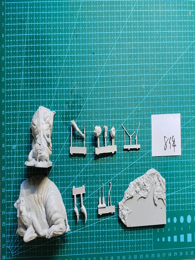 1/24 Ancient Fantasy Cavalry Officer with Elephant, 2 Figures, Resin Model Figure Kit, Unassembled and Unpainted