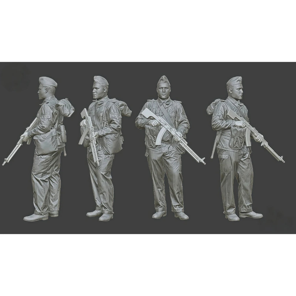 1/24 Cold War East German Soldier, Resin Model Figure Kit, Unassembled and Unpainted