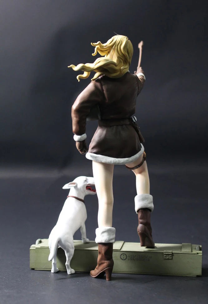 1/12 Female with Wrench and Dog, Resin Model Figure Kit, Fantasy Theme, Unassembled and Unpainted