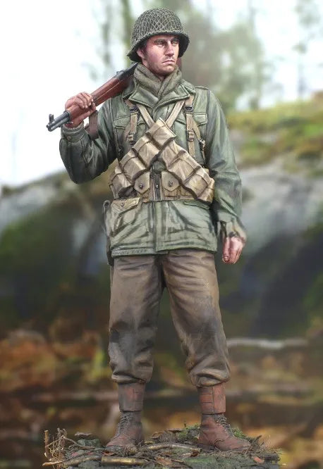 1/16 WWII German Infantryman with K98 Rifle, Resin Model Figure Kit, Unassembled and Unpainted