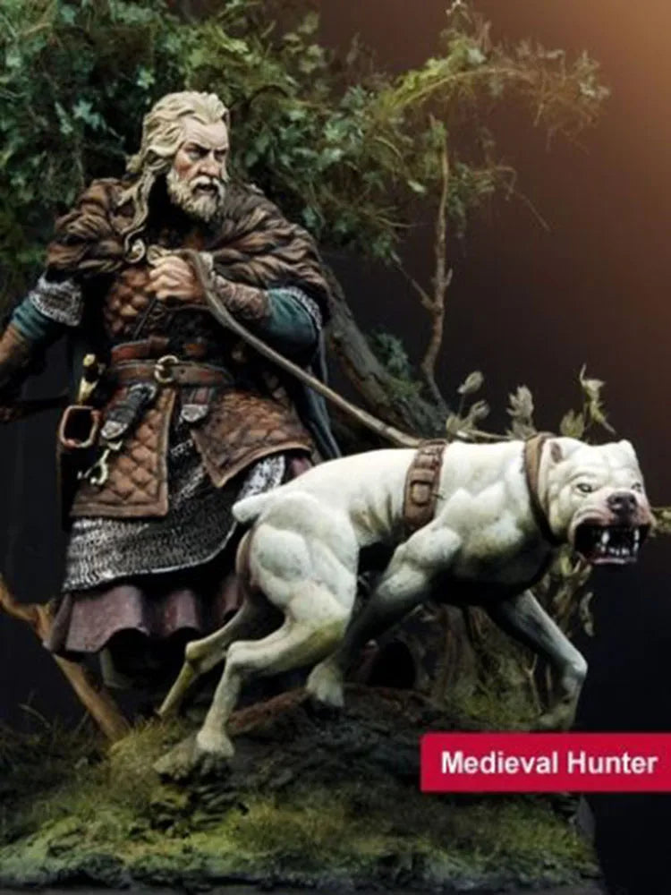 1/24 Medieval Hunter with Dog, Resin Model Figure Kit, Unassembled and Unpainted