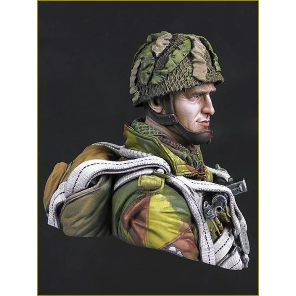 1/10 WWII British Paratrooper with Sten Gun, Resin Model Bust Kit, Unassembled and Unpainted