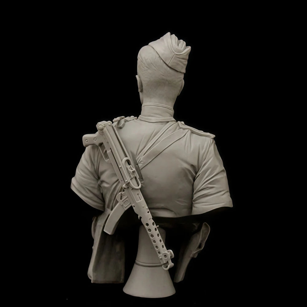 1/10 Cold War Soviet Commander, Resin Model Bust Kit, Unassembled and Unpainted