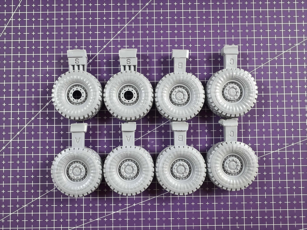 1/35 Modern Cougar Tire Accessories, Resin Model Accessory Kit, Unpainted