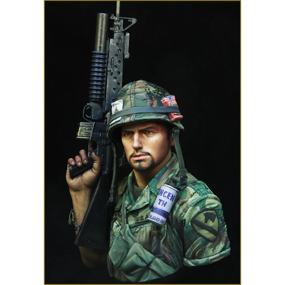 1/10 Vietnam War US 1st Cavalry Soldier, Resin Model Figure Kit, Unassembled and Unpainted