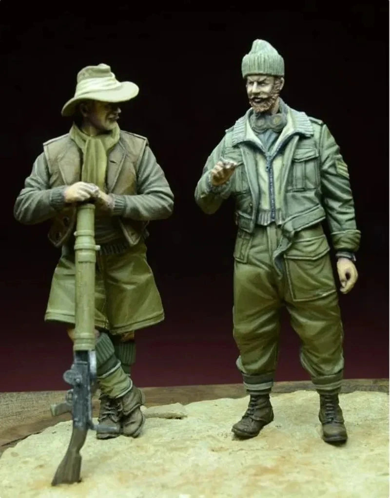1/35 WWII British LRDG Soldiers, 2 Figures, Resin Model Figure Kit, Unassembled and Unpainted