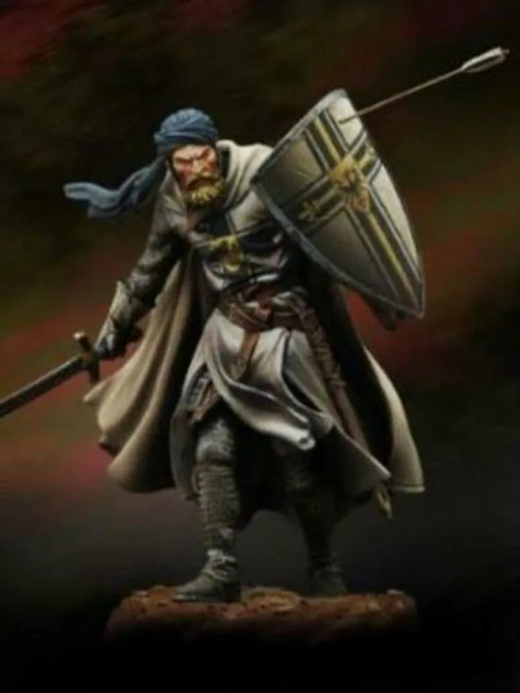 1/24 Medieval Fantasy Knight in Patterned Robes with Polearm, Resin Model Figure Kit, Unassembled and Unpainted