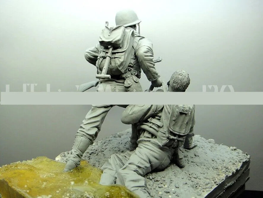 1/16 WWI British Rifleman Charging with Lee-Enfield, Resin Model Figure Kit, Unassembled and Unpainted