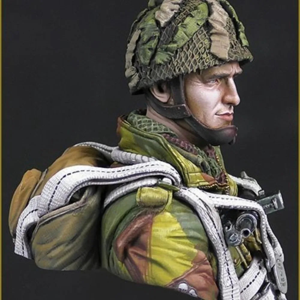 1/10 WWII British Paratrooper with Sten Gun, Resin Model Bust Kit, Unassembled and Unpainted