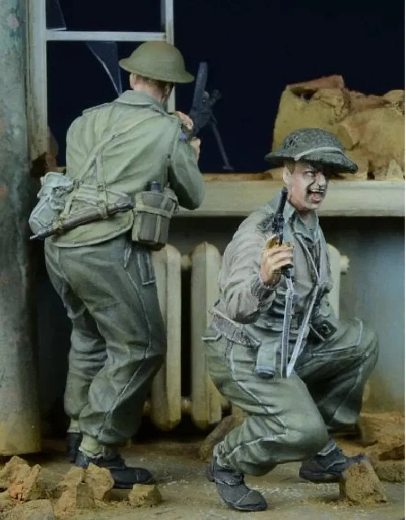 1/35 WWI British Soldiers Trench, 2 Figures, Resin Model Figure Kit, Unassembled and Unpainted