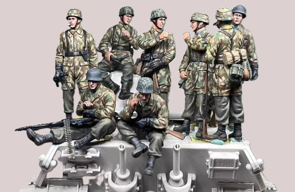1/35 WWII German Infantry Squad in Combat Positions, 8 Figures, Resin Model Figure Kit, Unassembled and Unpainted