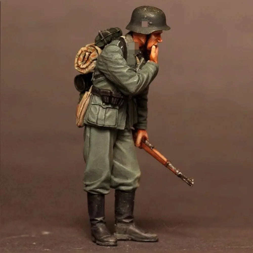 1/35 WWII German Wehrmacht Briefing, 6 Figures, Resin Model Figure Kit, Unassembled and Unpainted