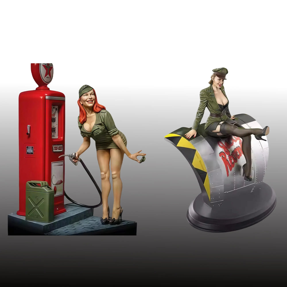 1/35 WWII Soviet Female Infantry with Gas Mask and PPSh-41, 2 Figures, Resin Model Figure Kit, Unassembled and Unpainted