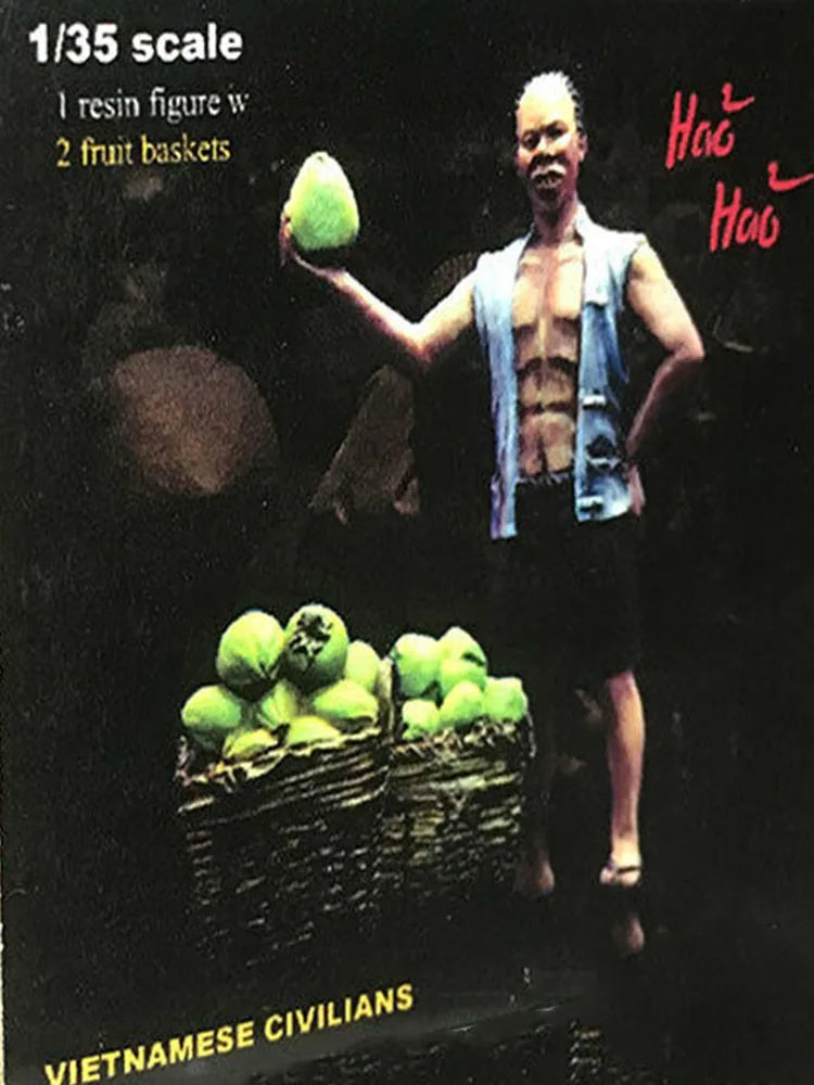 1/35 Vietnam War Era Vietnamese Fruit Vendor, Resin Model Figure Kit, Unassembled and Unpainted