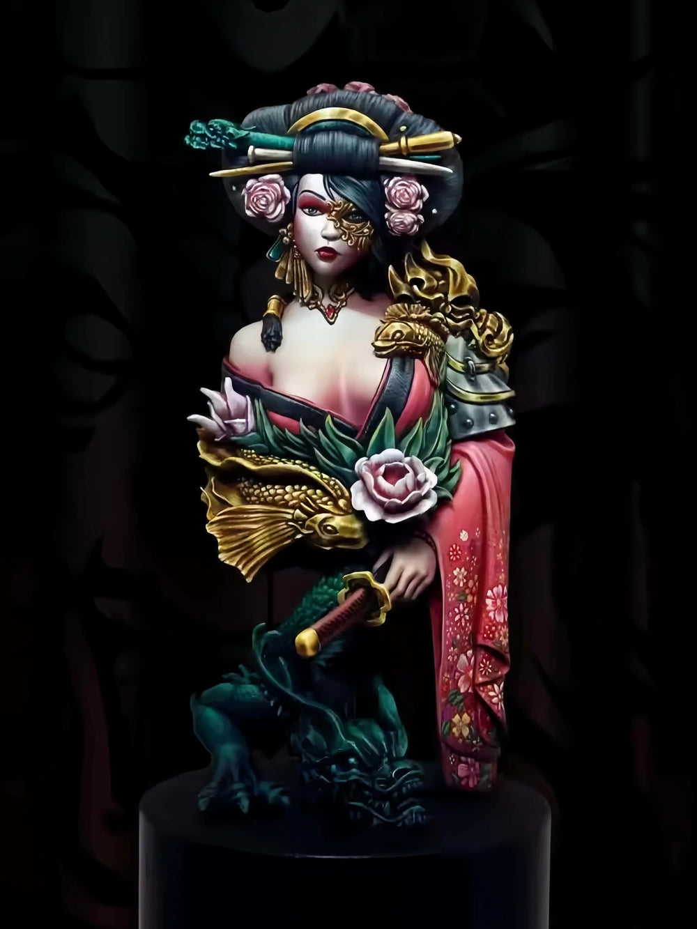 1/9 Elegant Maiden with Feathered Hat and Roses, Resin Model Bust Kit, Fantasy Theme, Unassembled and Unpainted