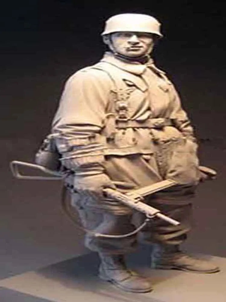 1/16 WWI Austro-Hungarian Officer, Resin Model Figure Kit, Unassembled and Unpainted