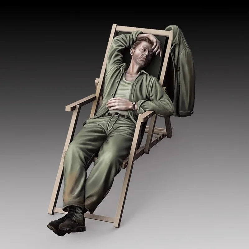 1/35 Modern Soldier at Rest, Resin Model Figure Kit, Unassembled and Unpainted