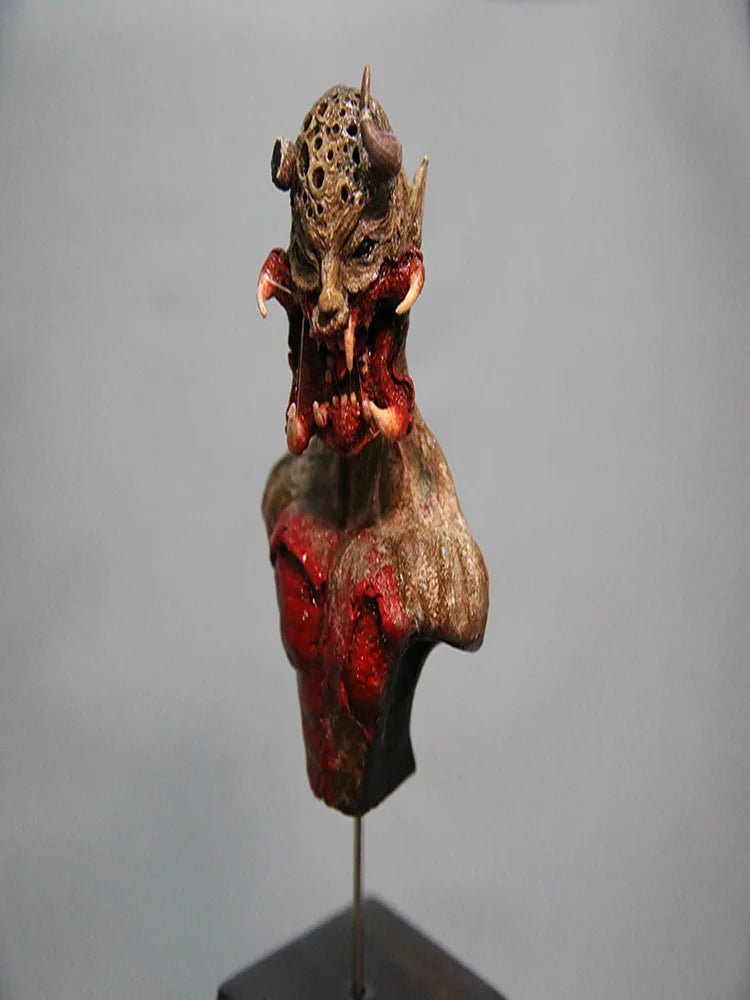1/10 Horned Demon Skull with Ritual Markings, Resin Model Bust Kit, Fantasy Theme, Unassembled and Unpainted