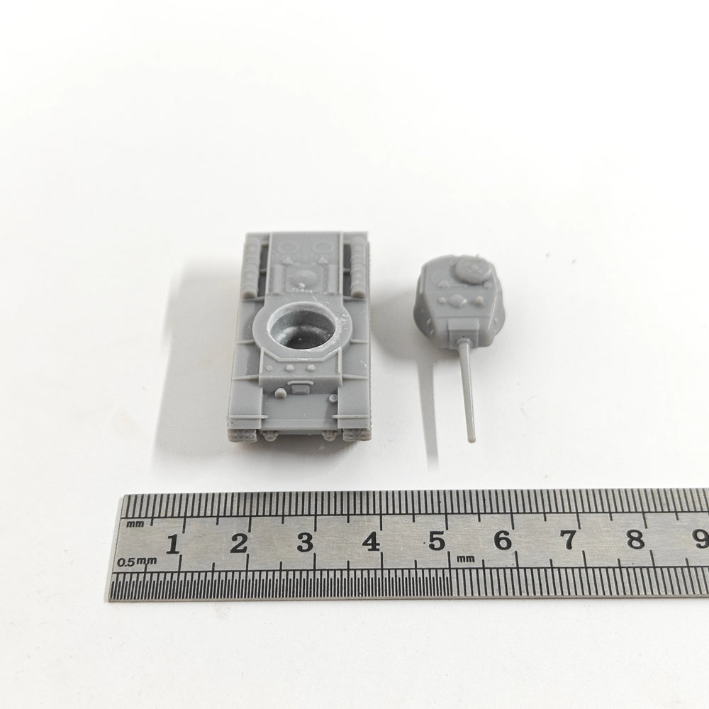 1/144 WWII Soviet KV-85 Heavy Tank, Resin Model Vehicle Kit, Unassembled and Unpainted