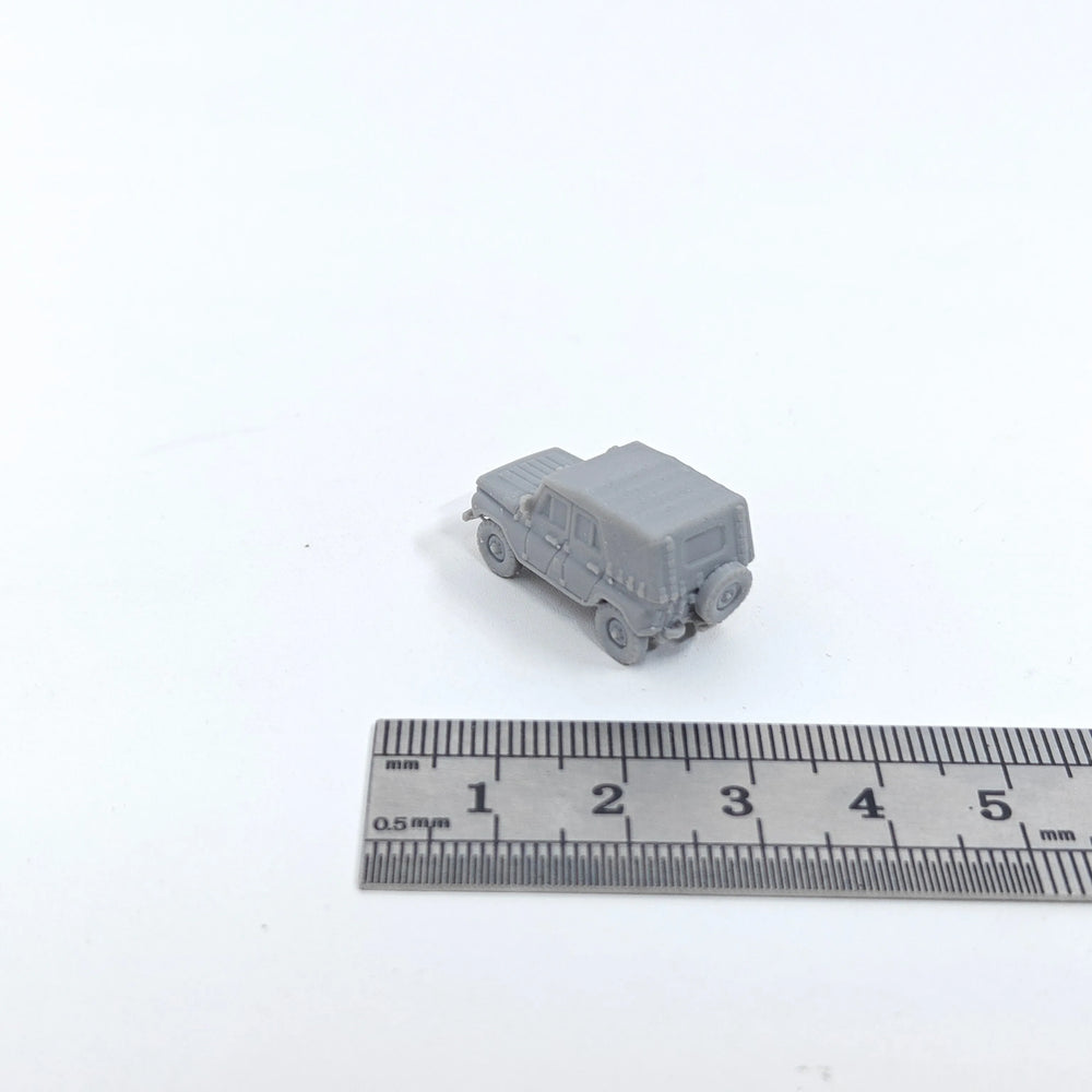 1/144 Cold War UAZ-469 Soviet Light Utility Vehicle, Resin Model Vehicle Kit, Unassembled and Unpainted