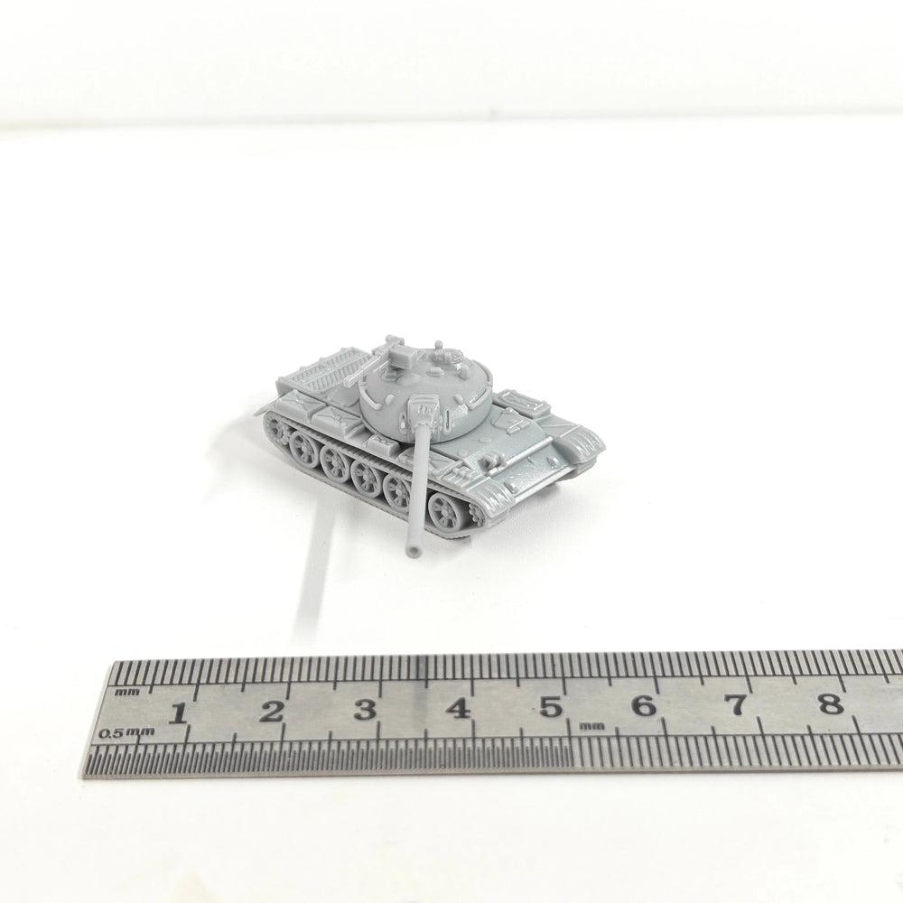 1/144 Cold War Soviet T-54 Main Battle Tank, Resin Model Vehicle Kit, Unassembled and Unpainted