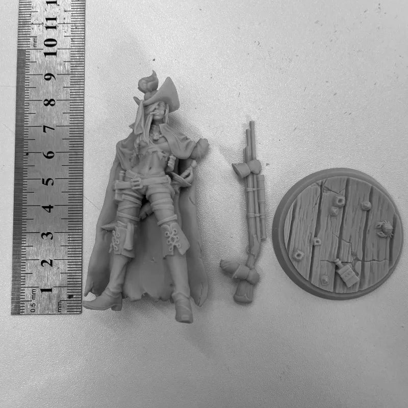 1/24 Female Pirate, Resin Model Figure Kit, Fantasy Theme, Unassembled and Unpainted