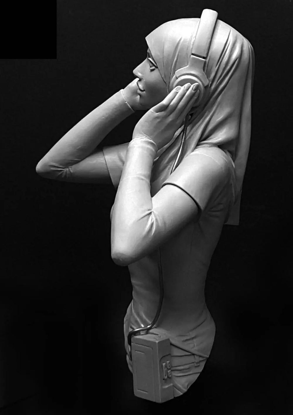 1/10 Contemporary Female, Resin Model Bust Kit, Unassembled and Unpainted