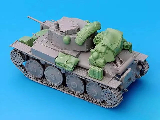 1/35 WWII German PzKpfw 38(t) Light Tank, Resin Model Vehicle Kit, Unassembled and Unpainted