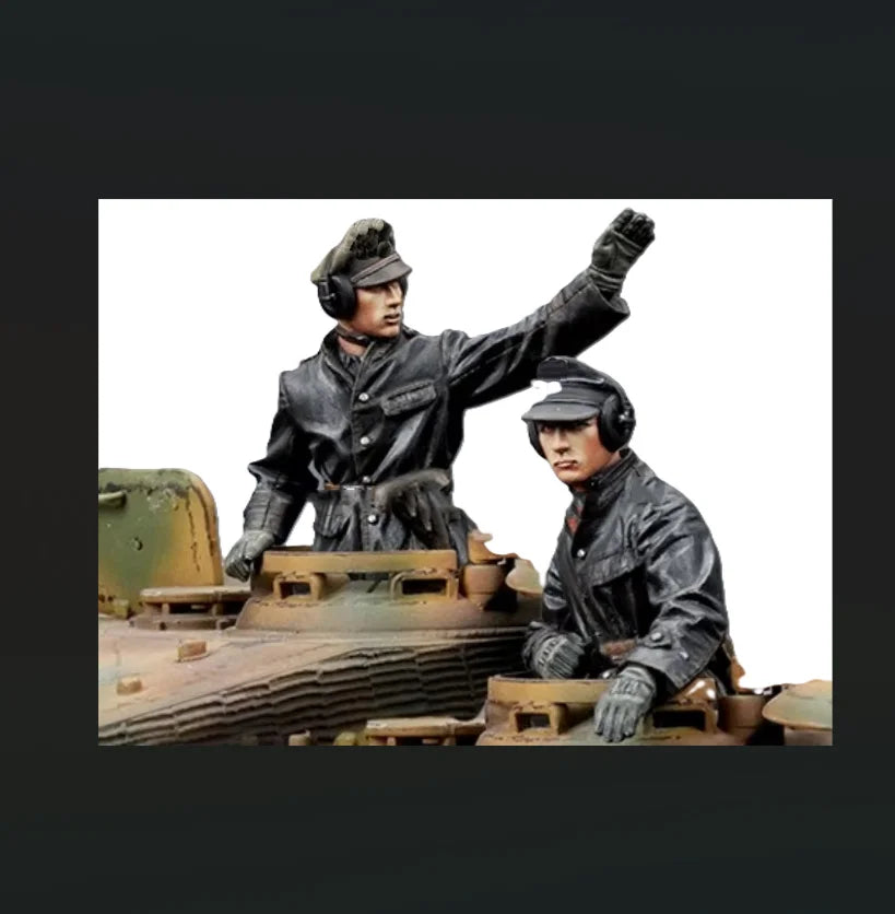 1/35 WWII German Trench Soldiers, 2 Figures, Resin Model Figure Kit, Unassembled and Unpainted