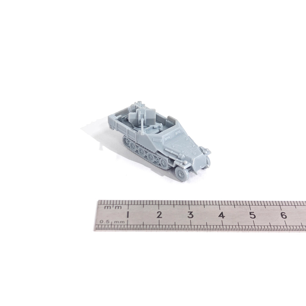 1/144 WWII German Sd.Kfz. 11/1, Resin Model Vehicle Kit, Unassembled and Unpainted