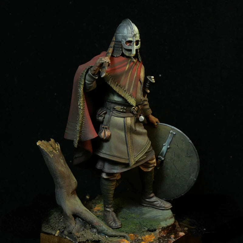 1/24 Medieval Norse Warrior with Spear Across Shoulders, Resin Model Figure Kit, Unassembled and Unpainted
