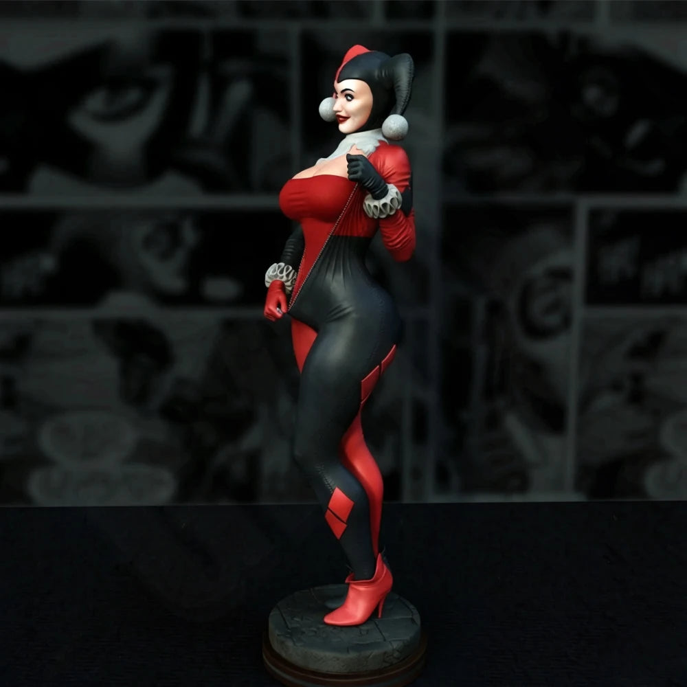 1/24 Jester Pin-up, 3 Figures, Resin Model Figure Kit, Unassembled and Unpainted