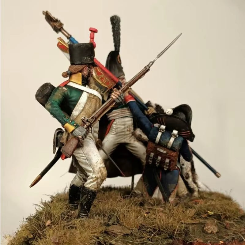 Napoleonic French Infantry with Regimental Eagle 1/24 Resin Figure Set - resin model view 2